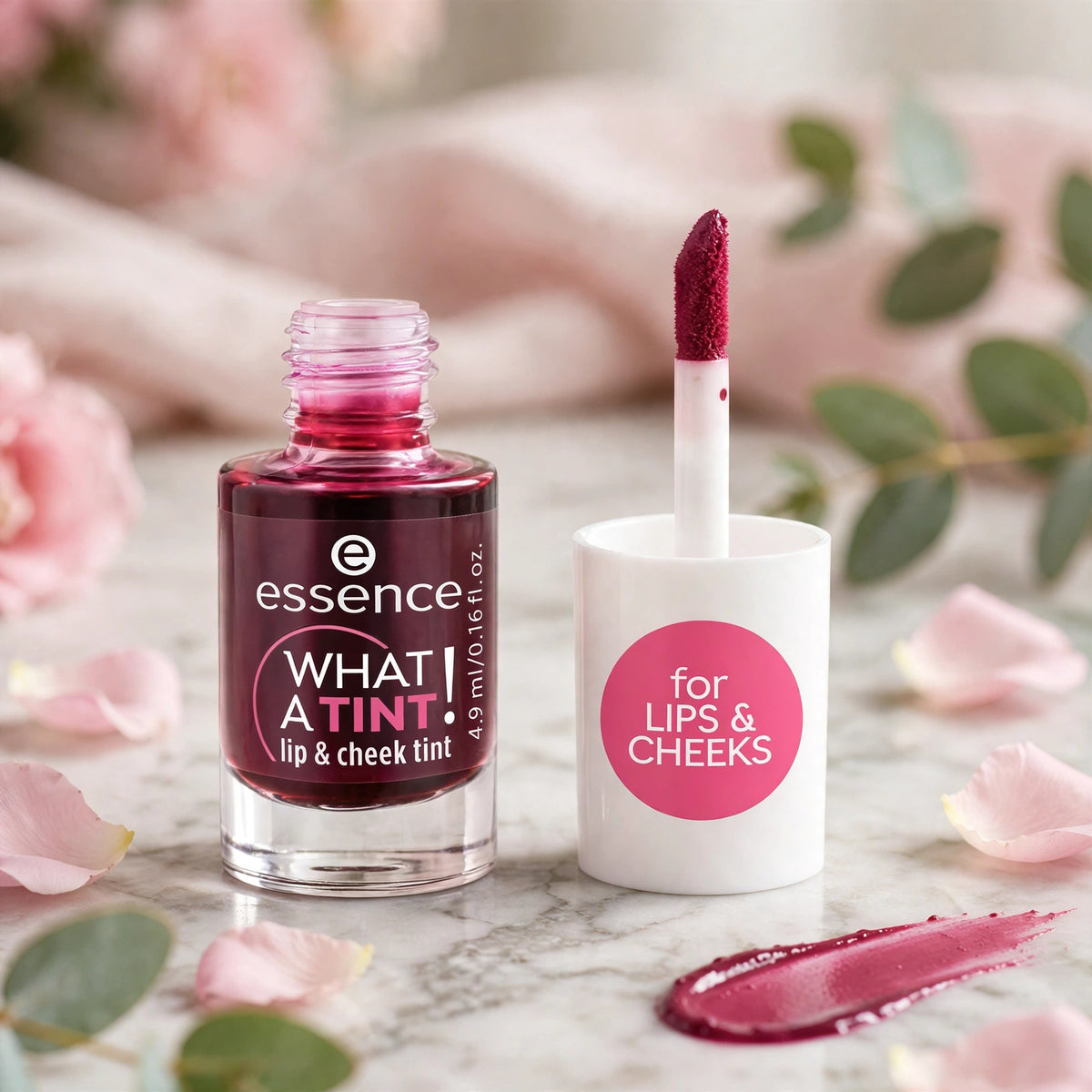 ESSENCE  WHAT A TINT LIP & CHEECK TINT 01 4,9 ML