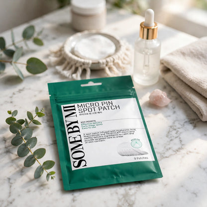 SOME BY MI CLEAR SPOT PATCH KEY POINTS INVISIBLE ULTRA -THIN LAYER NATURAL COVERAGE EASY TO USE 18 PATCHES